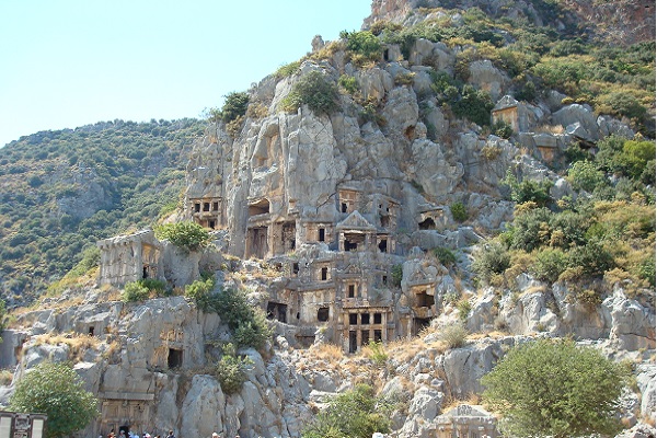 Skaljnije grobnici - Mira Turcija